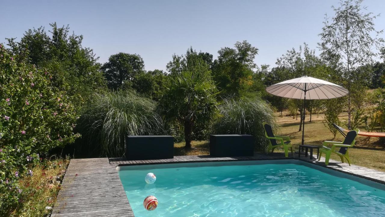 Le Mas De Carrie Bed & Breakfast Parisot  Ngoại thất bức ảnh